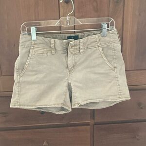 American Eagle Casual Tan Women's Shorts